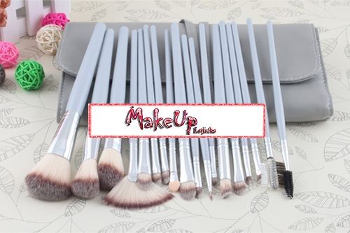 Kit 18 pincéis prata