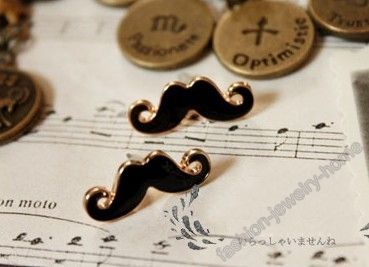 Brinco Moustache (Bigode)